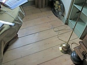 Vloer gelakt met Zweede vloerlan TOPP (Giny Hafkenscheid, Enting)