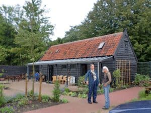 Zwarte beits bij het Landje van de boer